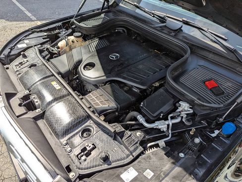 Used 2022 Mercedes-Benz GLS 450 4MATIC image 56