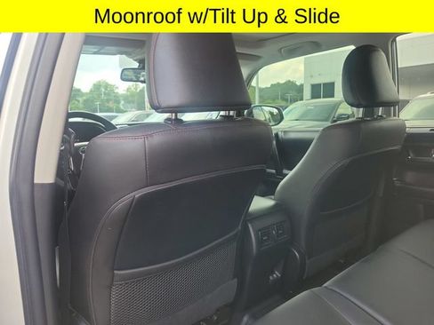 Used 2022 Toyota 4Runner TRD Off-Road Premium w/ TRD Black Wheel Package (TMS) AWD/4WD image 28