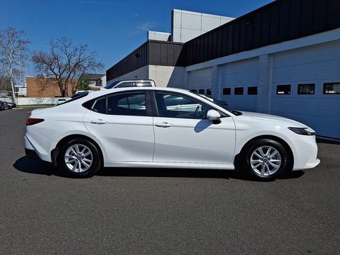 Certified 2025 Toyota Camry LE w/ Convenience Package image 7
