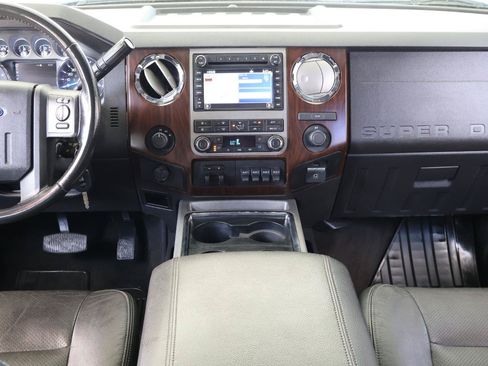 Used 2012 Ford F450 Lariat w/ Lariat Ultimate Pkg AWD/4WD image 17