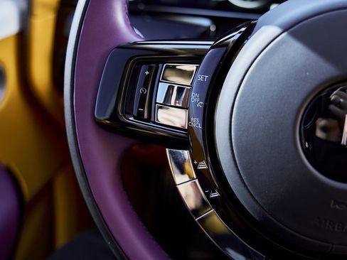 Used 2025 Rolls-Royce Cullinan image 63