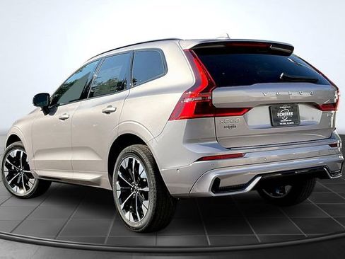 New 2026 Volvo XC60 B5 Plus w/ Protection Package Premier image 4