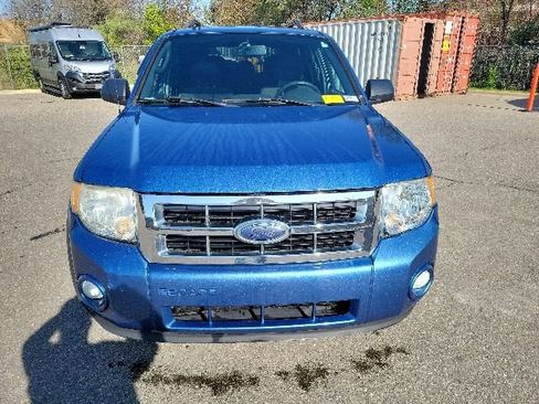 Used 2010 Ford Escape XLT FWD image 8