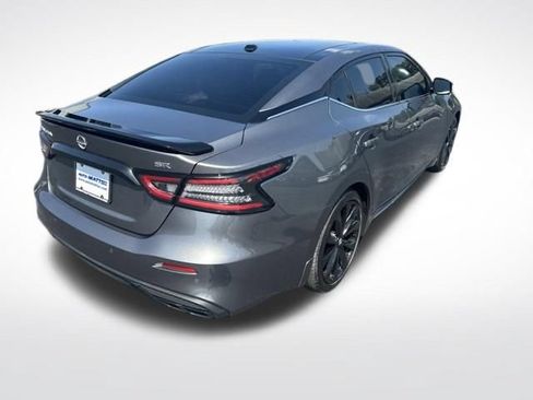 Used 2023 Nissan Maxima SR w/ Sport Mat Group FWD image 5