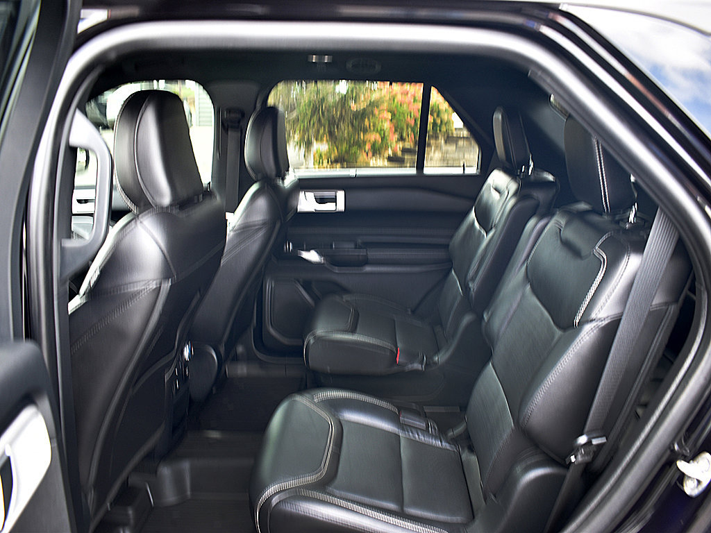 Used 2021 Ford Explorer ST w/ ST Street Pack AWD/4WD image 6