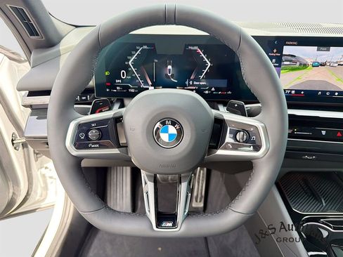 Used 2026 BMW 530i xDrive w/ M Sport Package AWD/4WD image 12