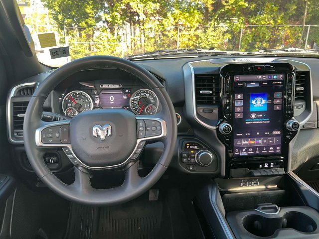Used 2025 RAM 1500 Big Horn AWD/4WD image 21