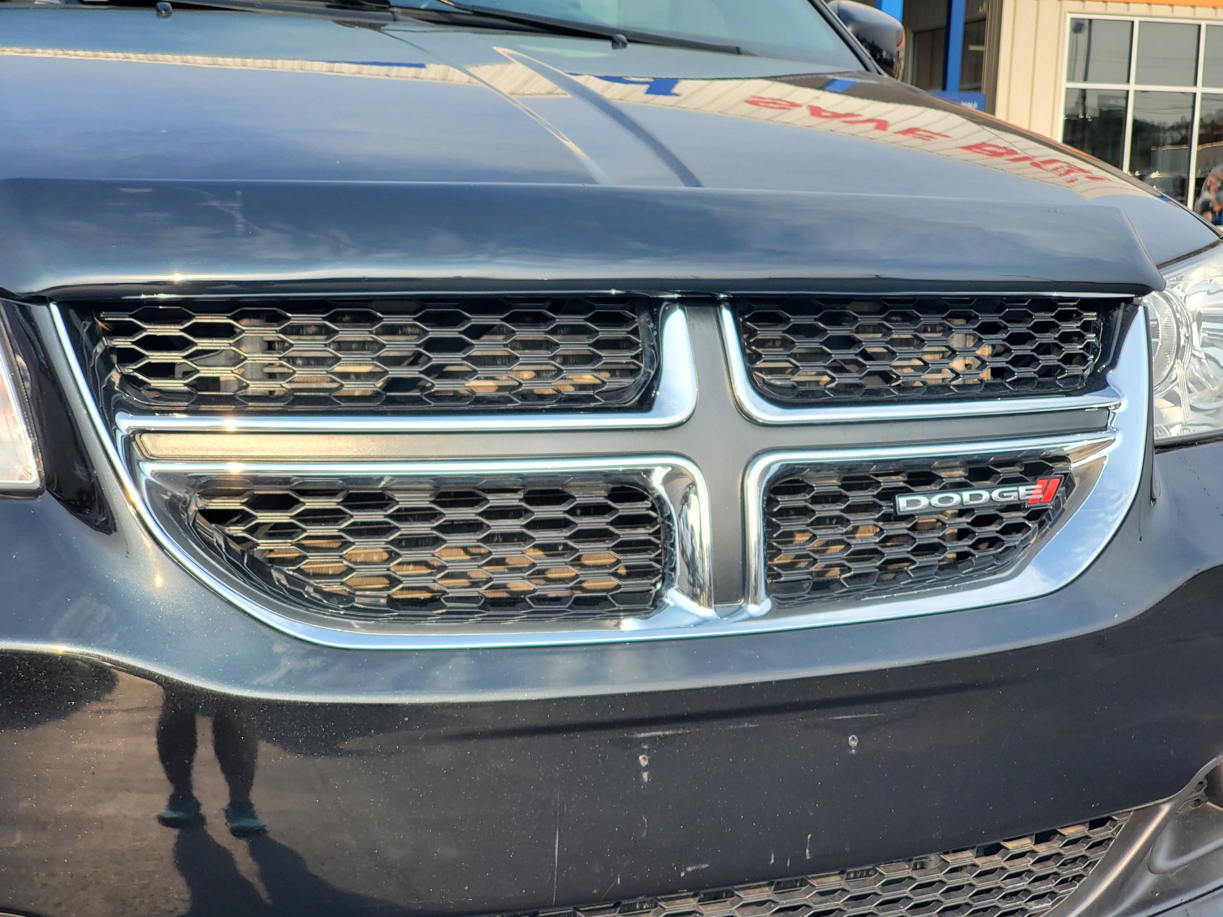 Used 2019 Dodge Grand Caravan SXT FWD image 6