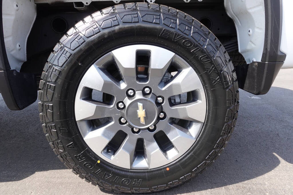 Used 2025 Chevrolet Silverado 2500 Custom w/ Custom Convenience Package AWD/4WD image 54