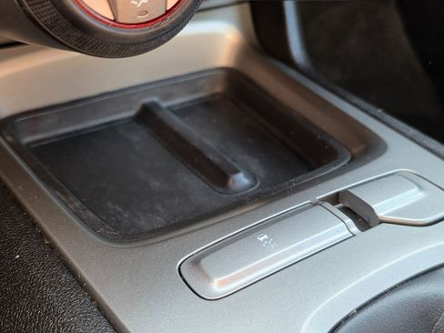 Used 2015 Chevrolet Camaro LT image 29