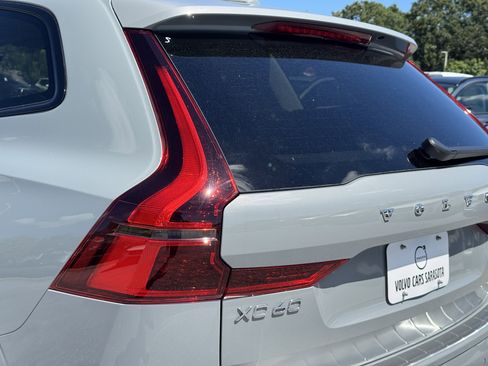 New 2026 Volvo XC60 B5 Ultra w/ Protection Package Premier image 9