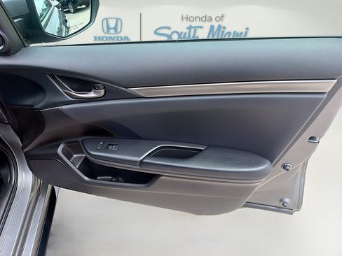 Used 2021 Honda Civic Sport image 32