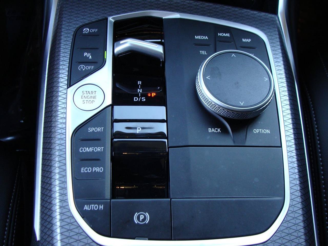 Used 2025 BMW 330i Sedan w/ M Sport Package RWD image 28