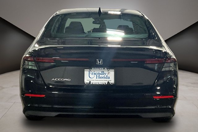Used 2024 Honda Accord EX image 5