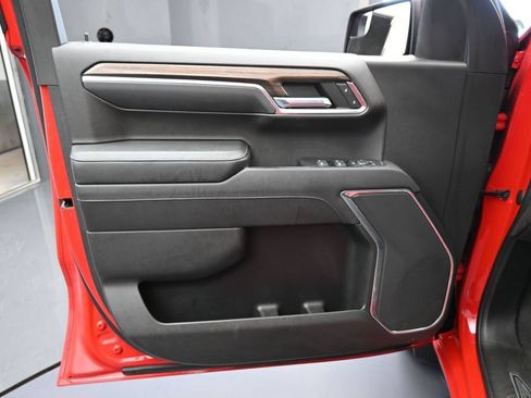 Used 2022 Chevrolet Silverado 1500 RST RWD image 12