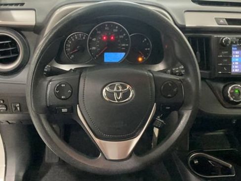 Used 2016 Toyota RAV4 LE AWD/4WD image 14