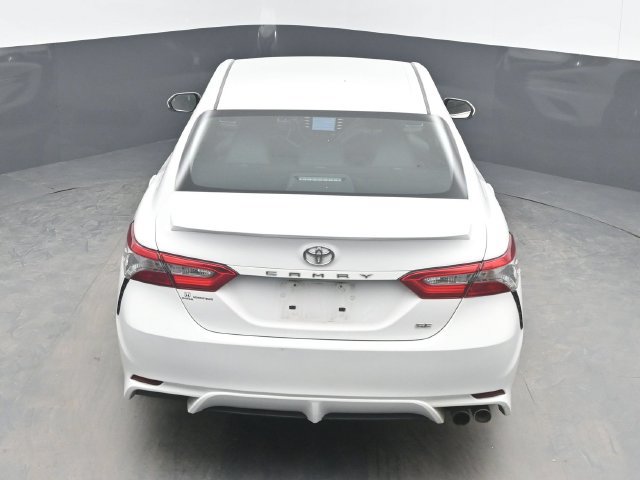 Used 2018 Toyota Camry SE FWD image 23