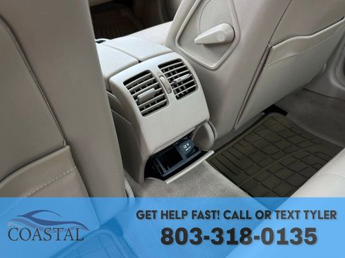 Used 2012 Mercedes-Benz C 250 Sedan image 20