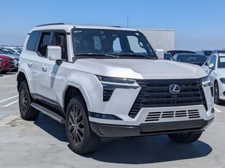 Used 2025 Lexus GX 550 w/ Cold Area Package AWD/4WD video 3