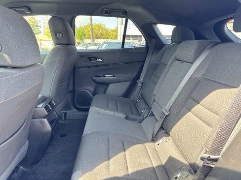 Used 2024 Honda Prologue EX image 12