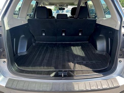 Used 2017 Subaru Forester 2.5i Premium AWD/4WD image 11