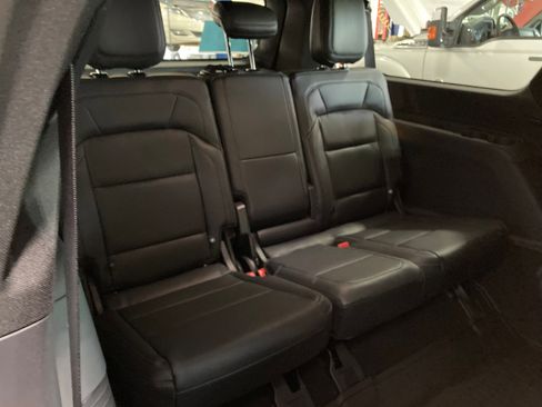 Used 2025 Lincoln Navigator L Reserve w/ Jet Appearance Package image 10