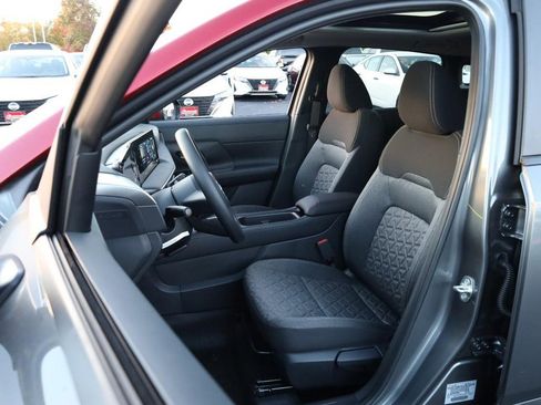 New 2026 Nissan Kicks SV w/ SV Premium Package image 10