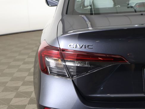 Used 2025 Honda Civic Sport image 15
