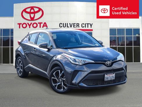 Used 2021 Toyota C-HR XLE image 1
