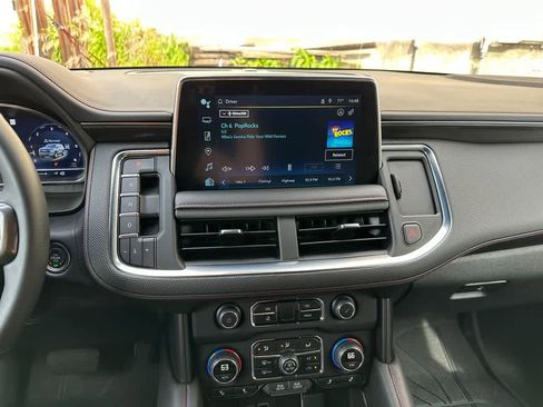 Used 2024 Chevrolet Tahoe RST w/ Luxury Package AWD/4WD image 16
