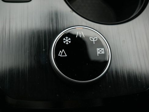 Certified 2023 Nissan Rogue SV AWD/4WD image 16