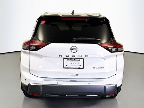 Certified 2024 Nissan Rogue SL AWD/4WD image 6