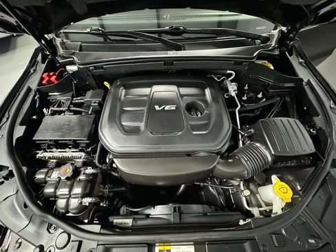 Used 2019 Dodge Durango SXT image 21