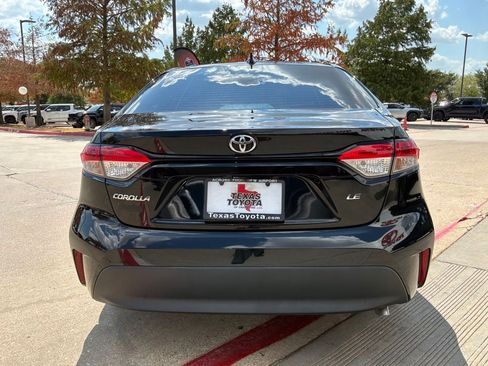 Used 2024 Toyota Corolla LE FWD image 7