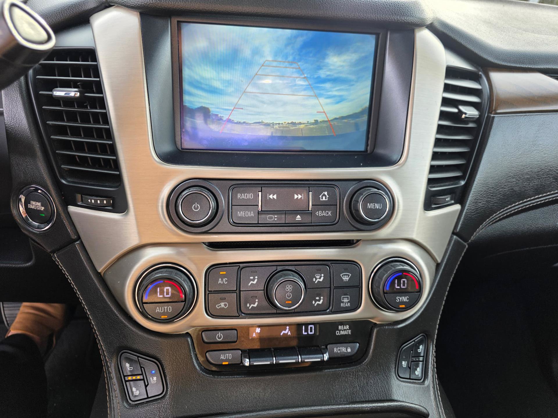 Used 2019 GMC Yukon Denali w/ Denali Ultimate Package AWD/4WD image 16