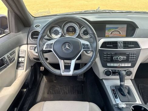 Used 2012 Mercedes-Benz C 250 Sedan image 14