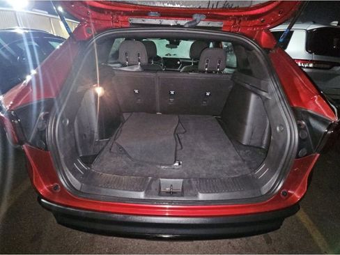 Used 2024 Chevrolet Trax RS w/ Driver Confidence Package image 14