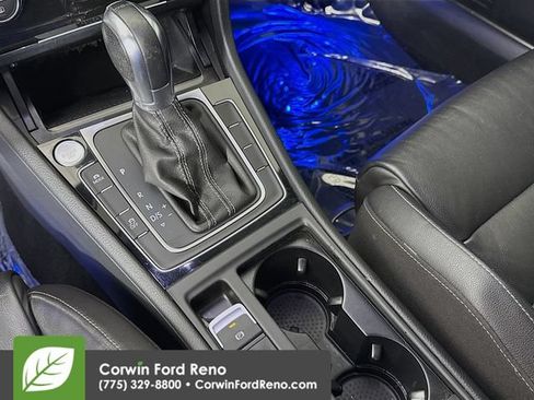 Used 2016 Volkswagen Golf R 4-Door AWD/4WD image 16