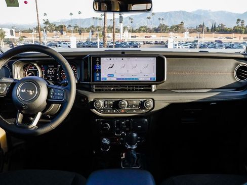 New 2026 Jeep Gladiator Mojave AWD/4WD image 15