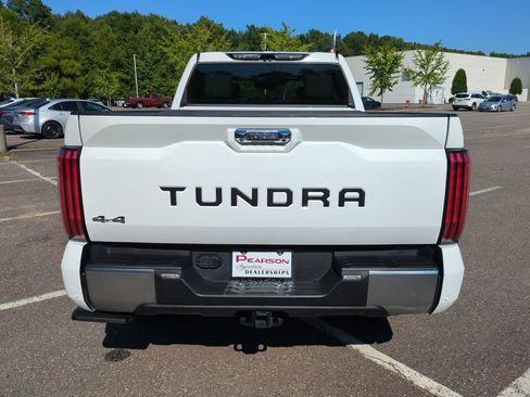 Used 2024 Toyota Tundra Limited AWD/4WD image 5