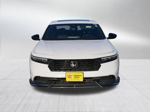 Used 2023 Honda Accord Sport image 2