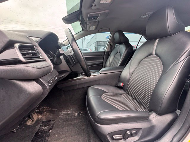 Used 2023 Toyota Camry SE FWD image 13