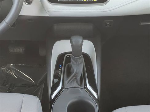 Certified 2024 Toyota Corolla SE image 18