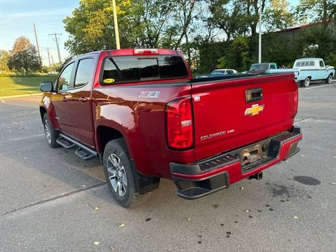 Used 2018 Chevrolet Colorado Z71 AWD/4WD image 11