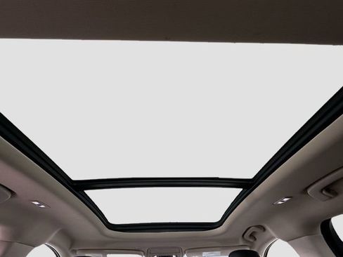 Used 2023 Lincoln Aviator AWD w/ Premium Package image 21