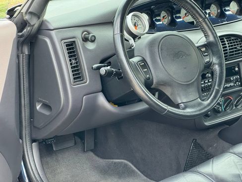 Used 2001 Chrysler Prowler RWD image 19