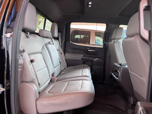 Used 2019 GMC Sierra 1500 SLT w/ SLT Premium Plus Package image 17