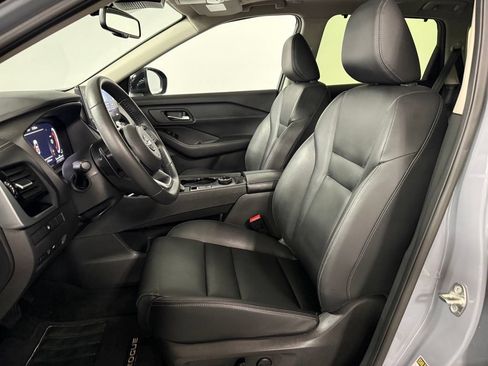Used 2024 Nissan Rogue SL w/ SL Premium Package AWD/4WD image 9