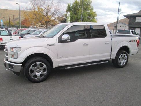 Used 2016 Ford F150 Lariat w/ Equipment Group 502A Luxury AWD/4WD image 3