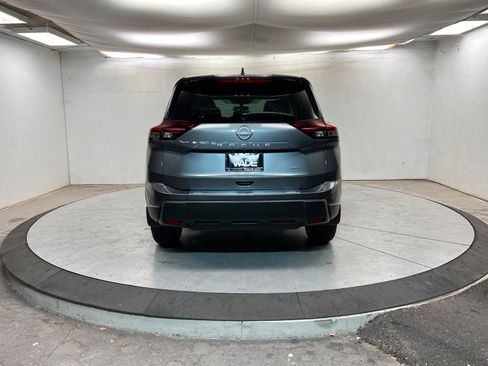 New 2026 Nissan Rogue SV image 4